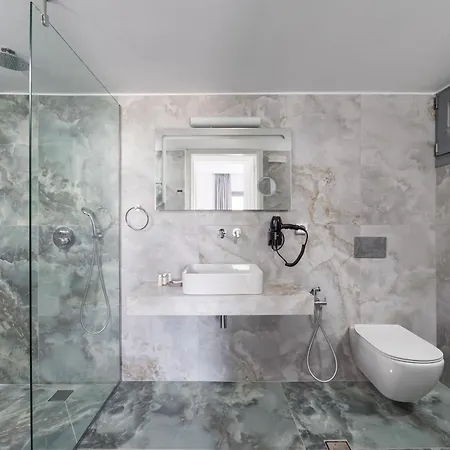 Calmare Collection 4* Pláka