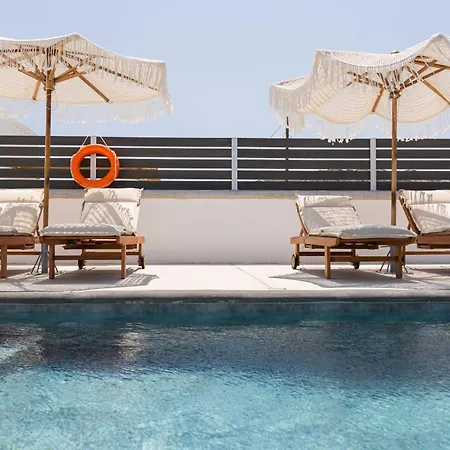 فندق مبيت وإفطار Calmare Collection 4*