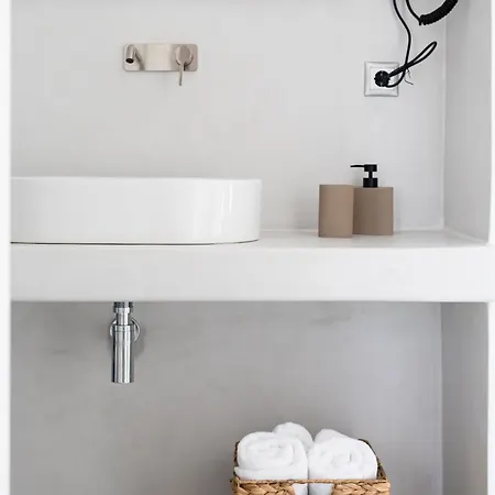 فندق مبيت وإفطار Calmare Collection 4*