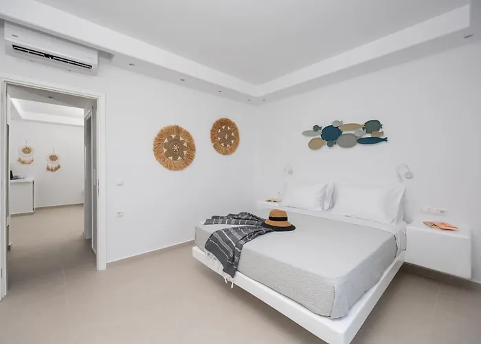 Calmare Collection Bed & Breakfast 4*