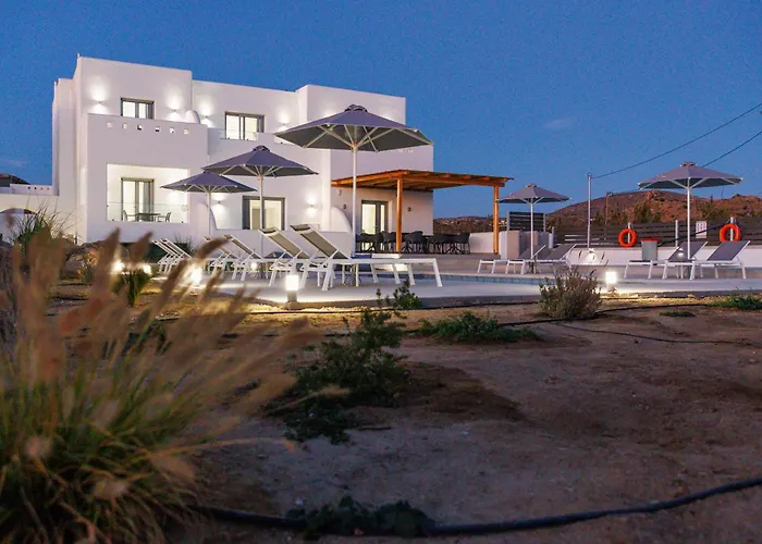 Calmare Collection Plaka (Naxos)